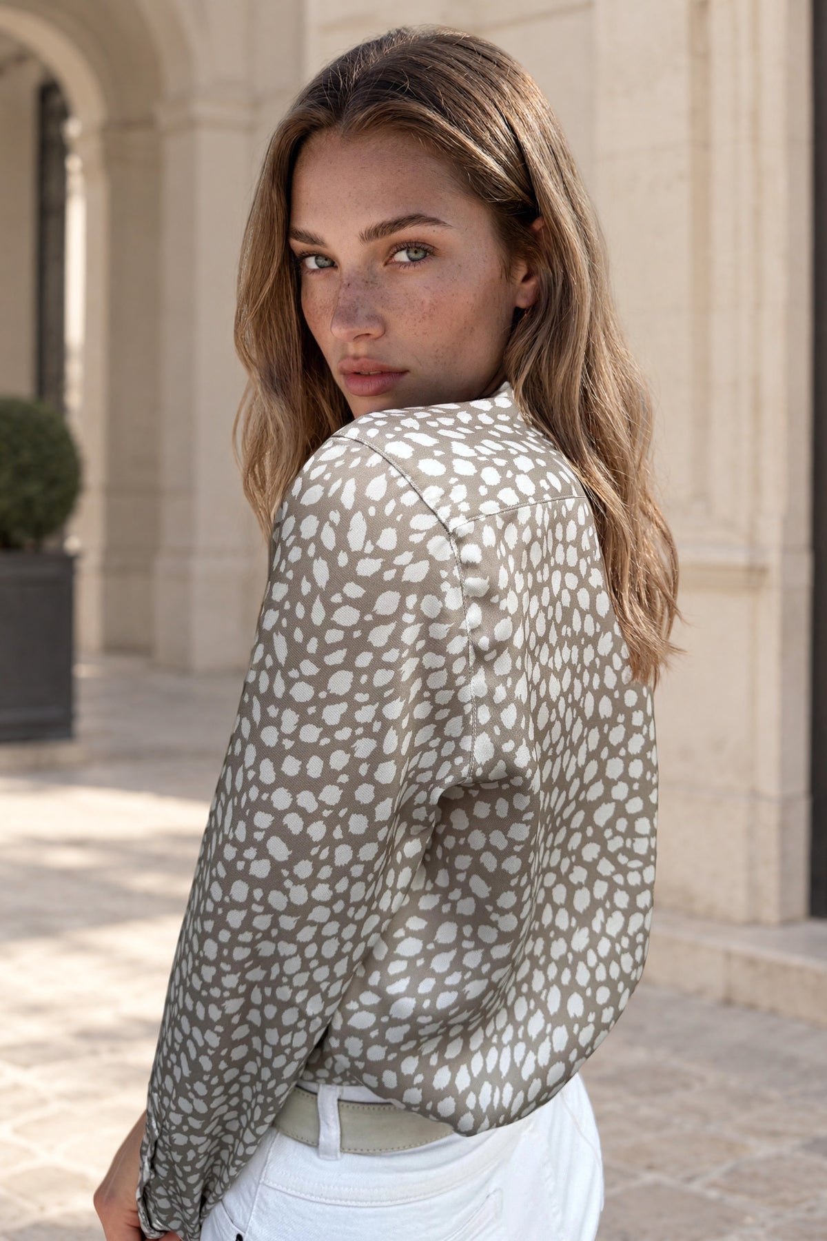 Chemisier Clemence imprimé soyeux - Beige et écru-CHEMISIER FEMME-Curling-Paris