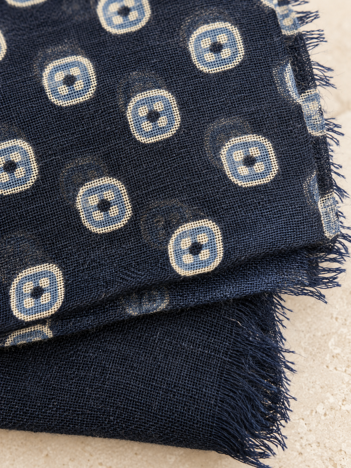 Écharpe Louis en laine à motifs géométriques – Marine-ETOLE-Curling-Paris
