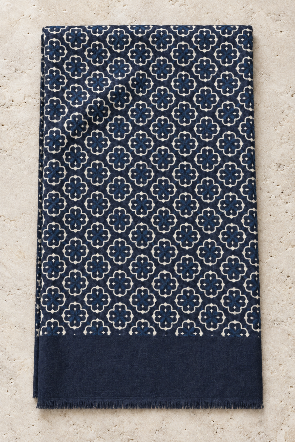 Écharpe Rolando à motifs floraux – Marine