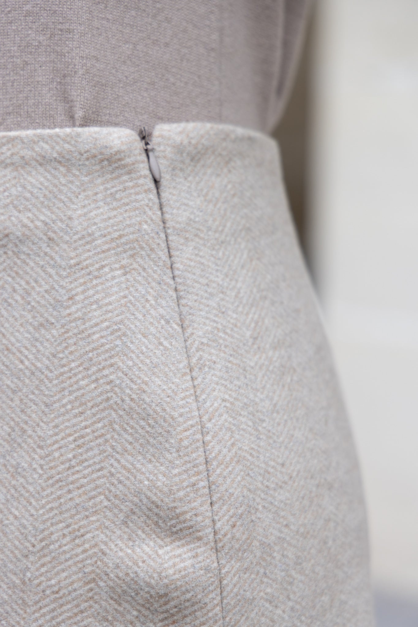 Jupe Trapez en laine et cachemire - Chevron beige-JUPE FEMME-Curling-Paris
