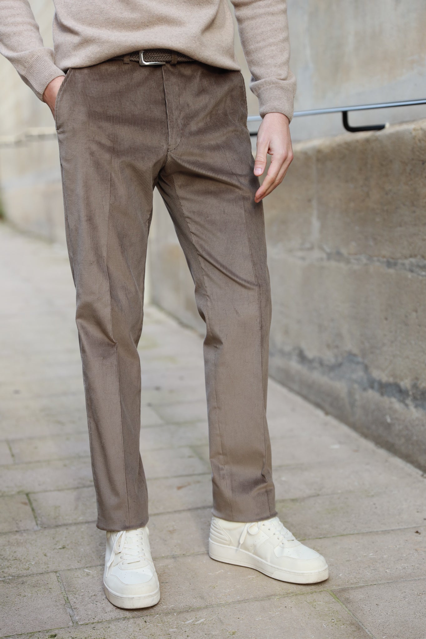 Pantalon Segal en velours côtelé - Greige-PANTALON HOMME-Curling-Paris