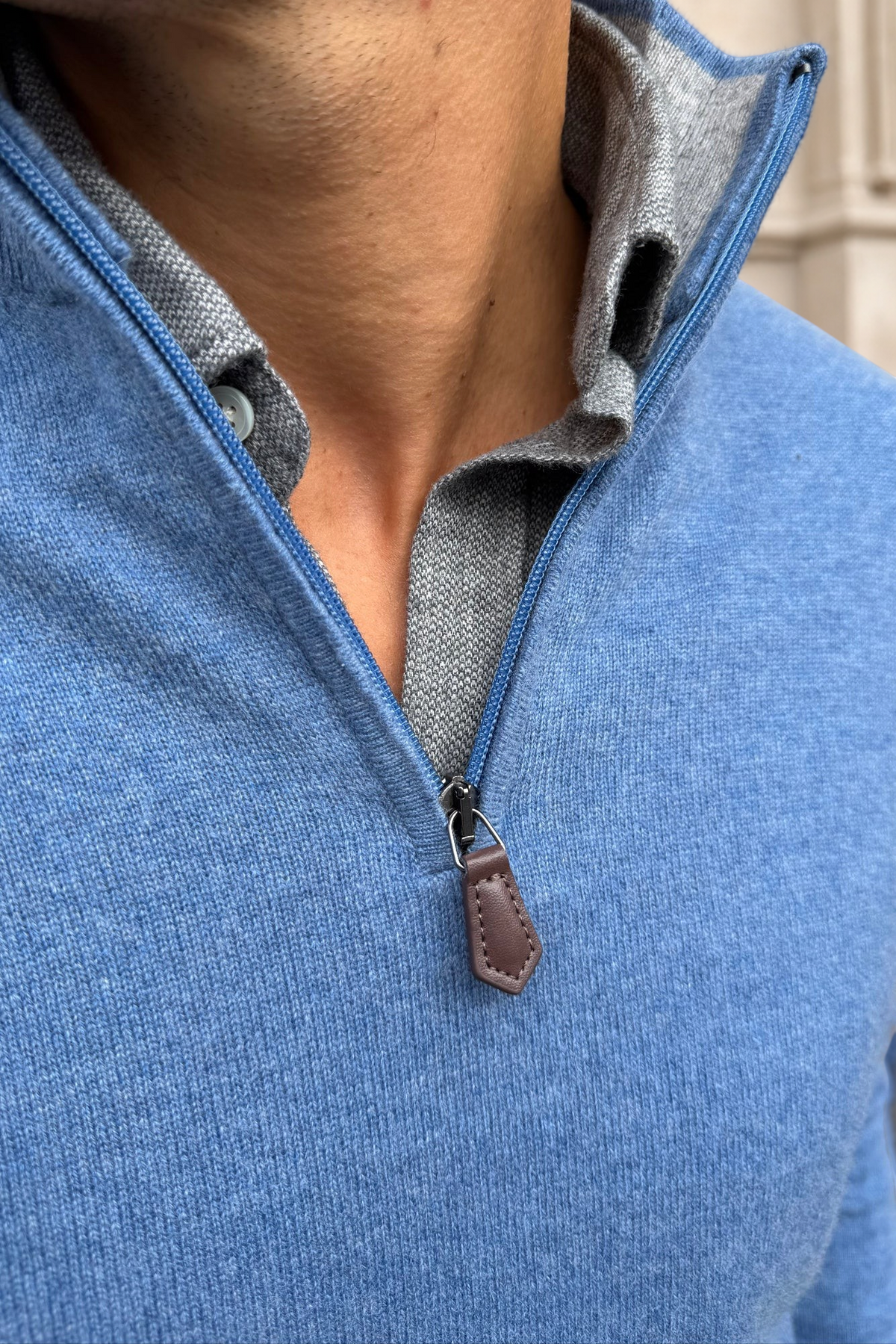 Pull Amar col zippé 100% cachemire – Denim-PULL HOMME-Curling-Paris
