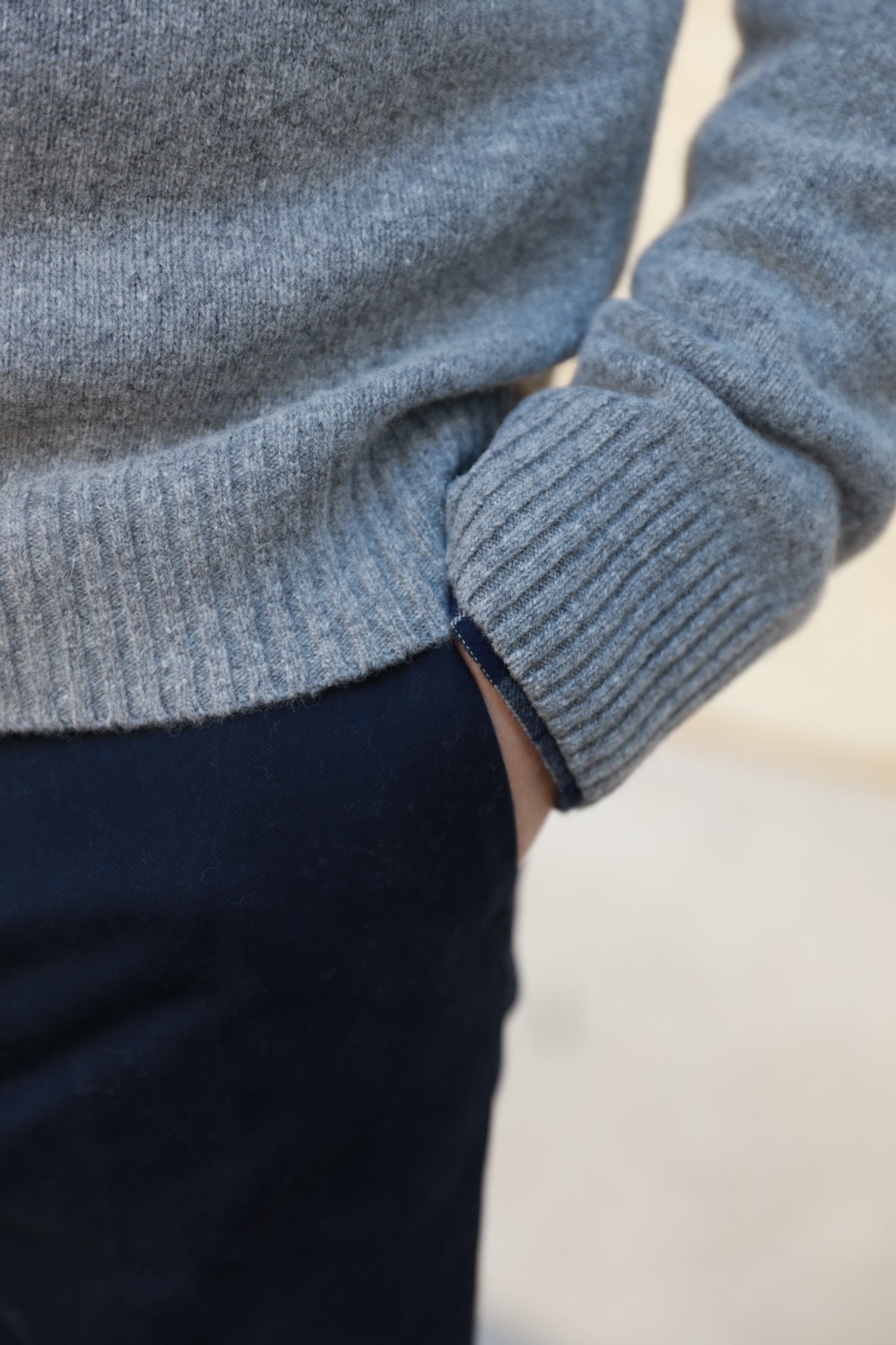 Pull Robin col v en lambswool - Gris-PULL HOMME-Curling-Paris