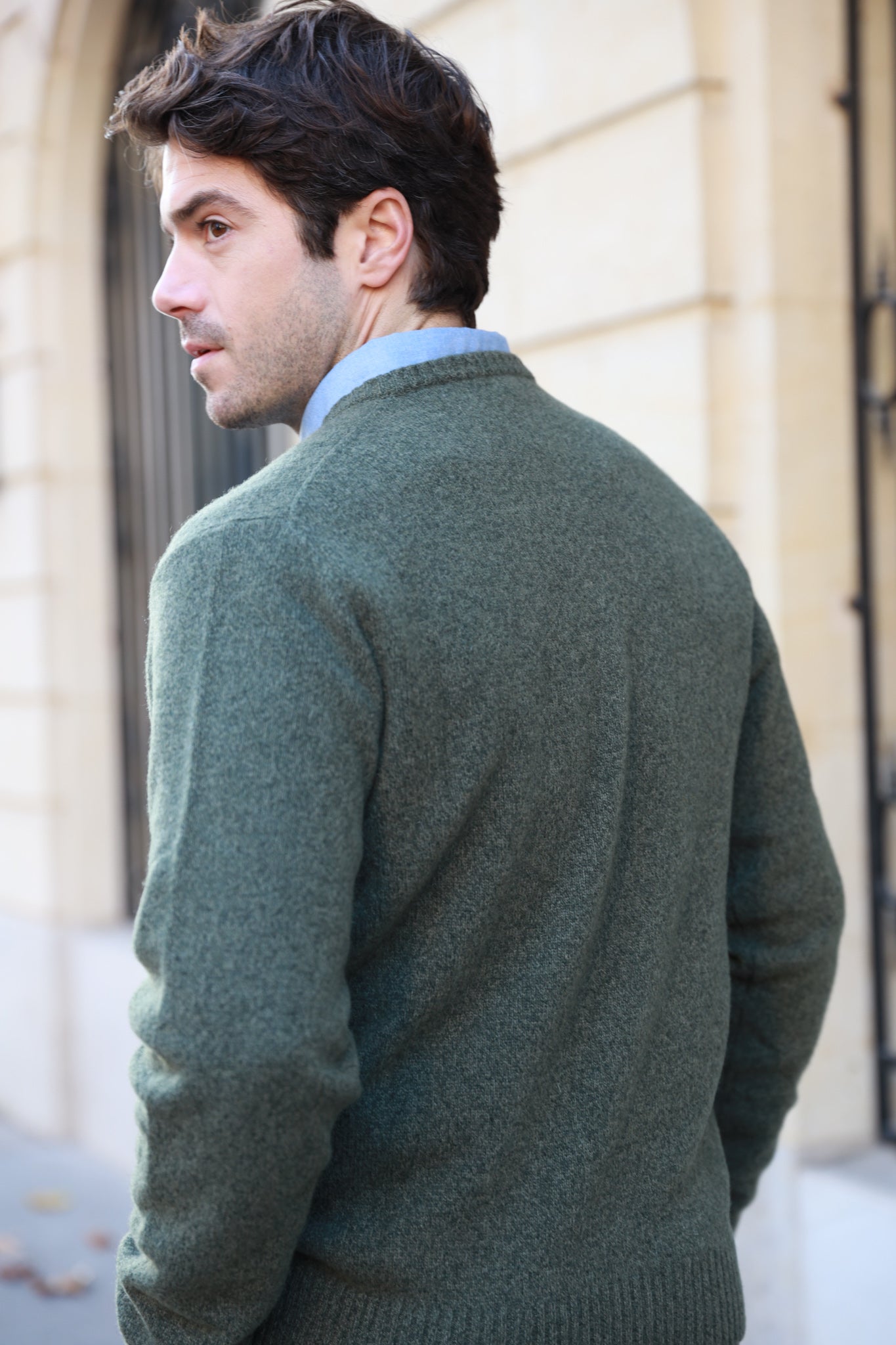 Pull Robin en lambswool col V - Kaki-PULL HOMME-Curling-Paris