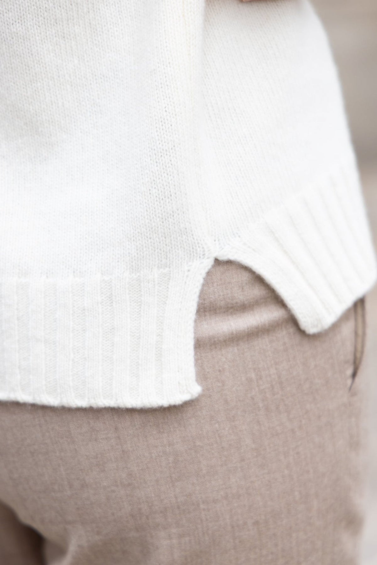 Pull col roulé Nina en laine et cachemire – Écru-PULL FEMME-Curling-Paris