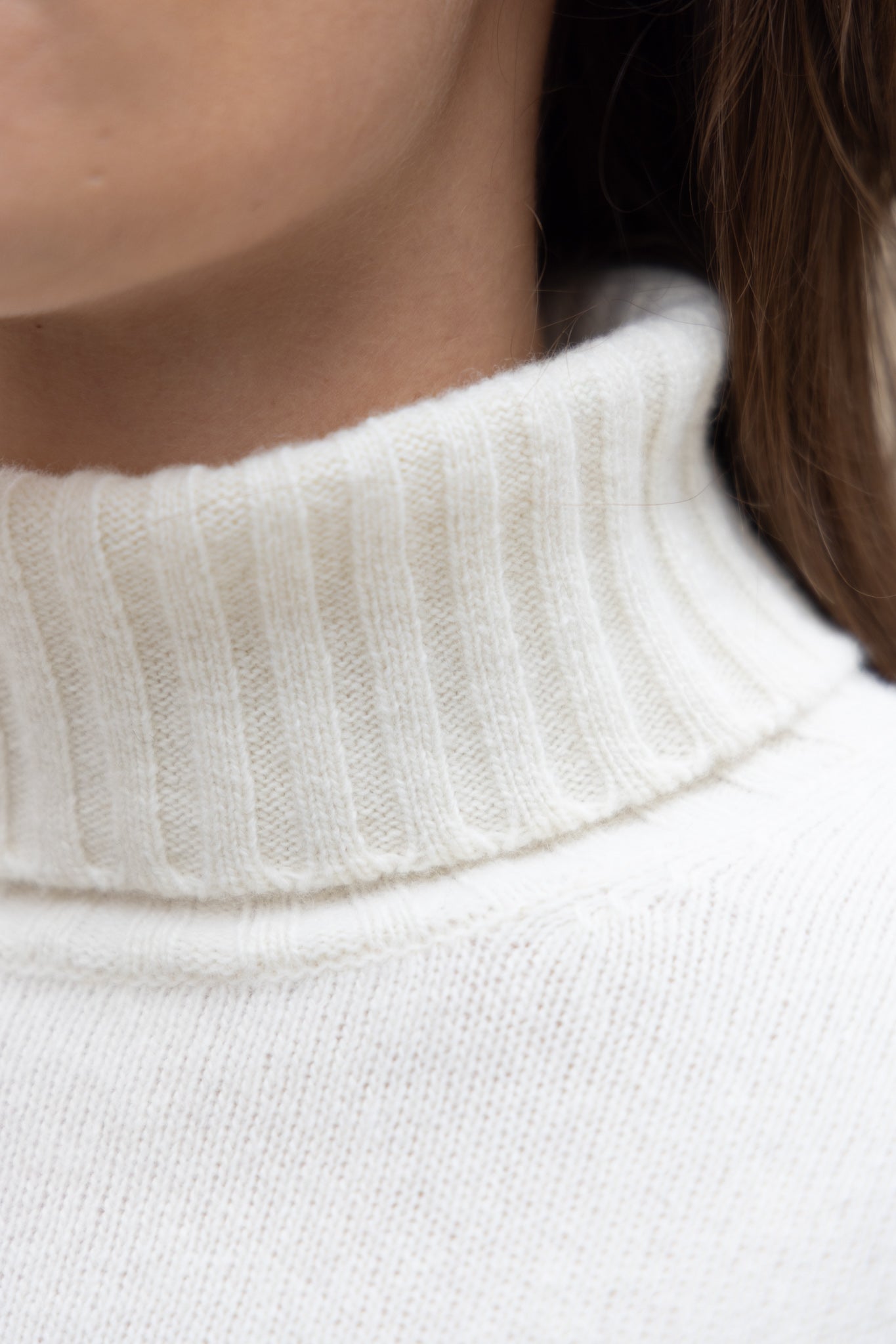 Pull col roulé Nina en laine et cachemire - Ecru-PULL FEMME-Curling-Paris