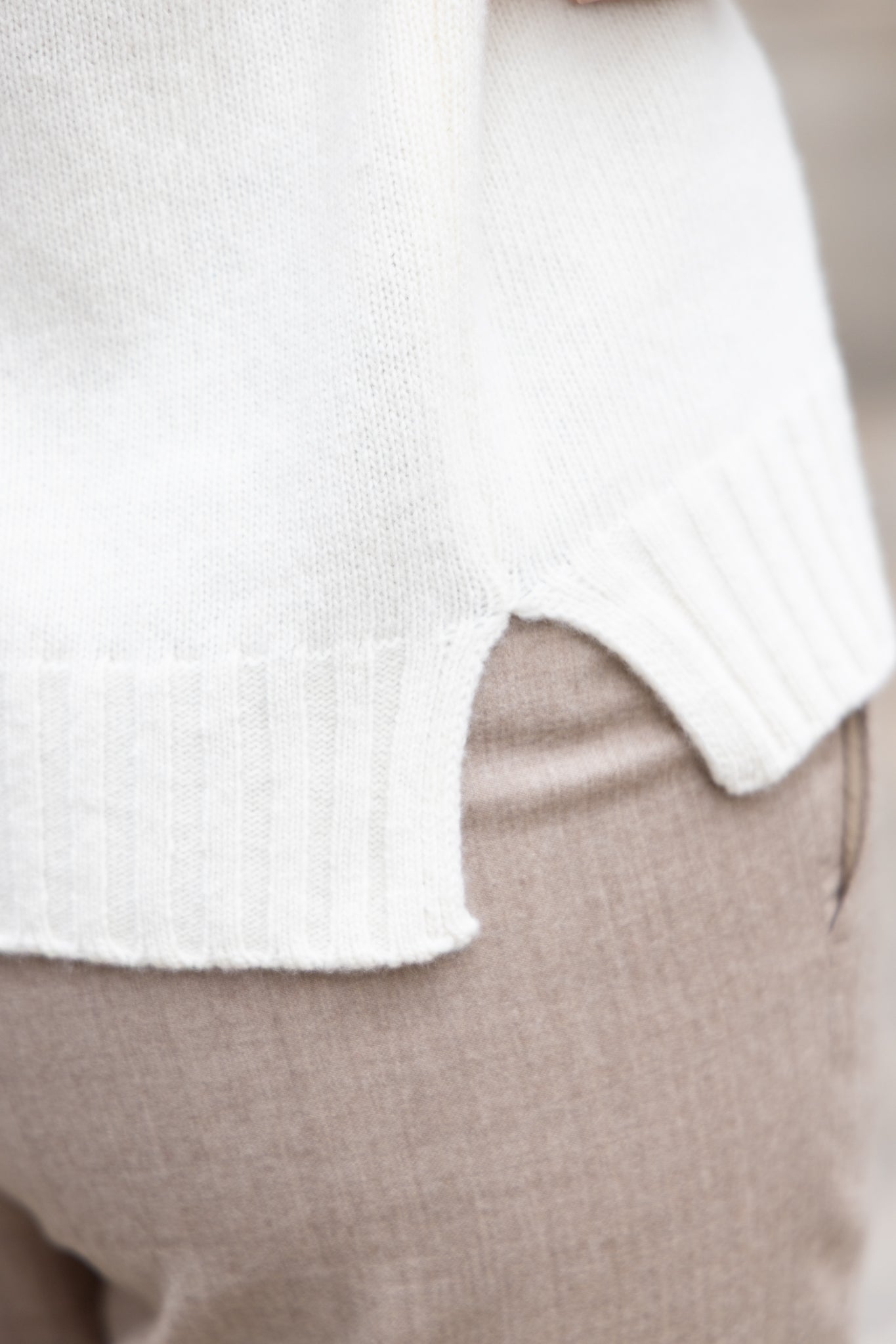 Pull col roulé Nina en laine et cachemire - Ecru-PULL FEMME-Curling-Paris