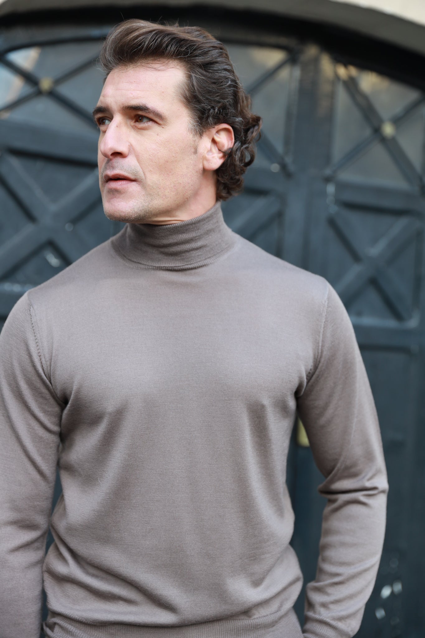 Pull Yves col roulé en laine mérinos - Taupe-PULL HOMME-Curling-Paris