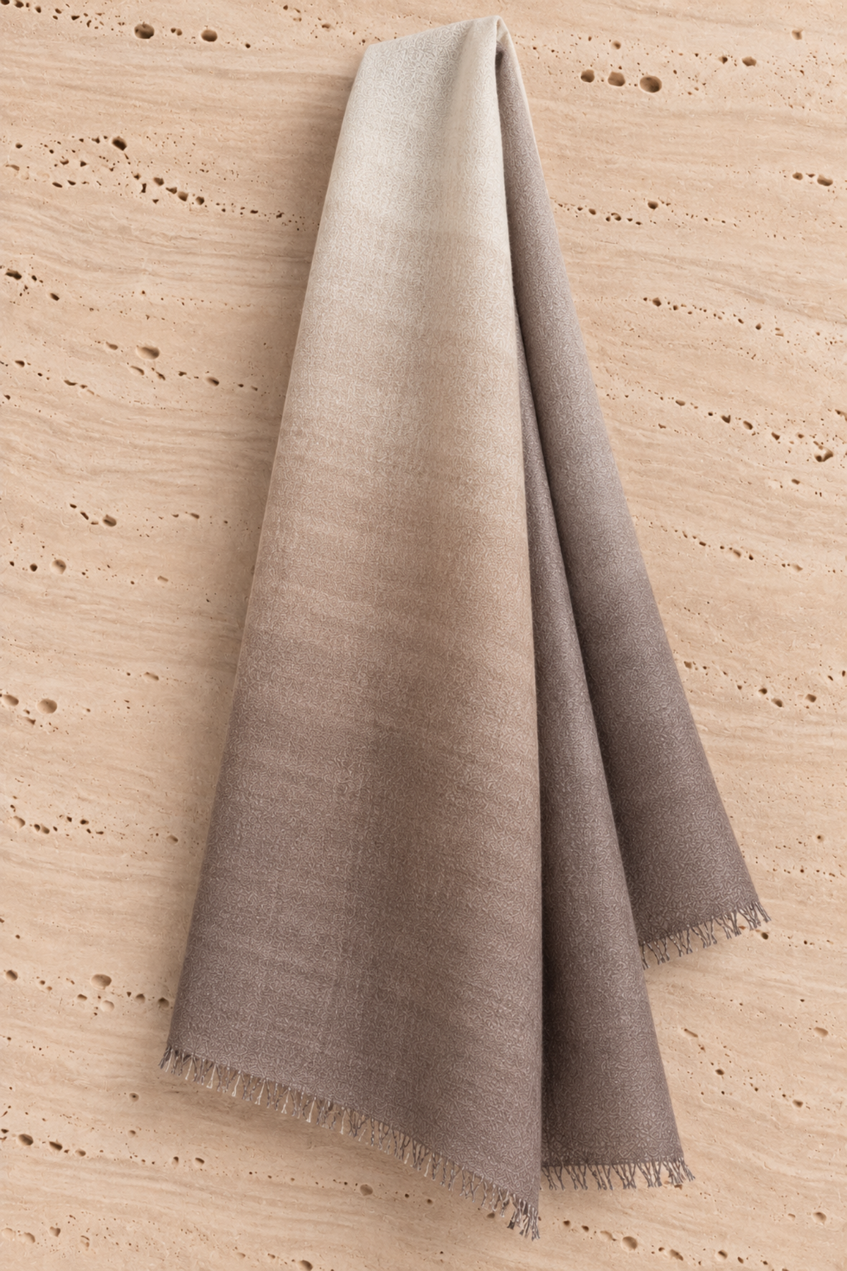 Étole Mathilde en cachemire ecru & taupe - Tie & Dye