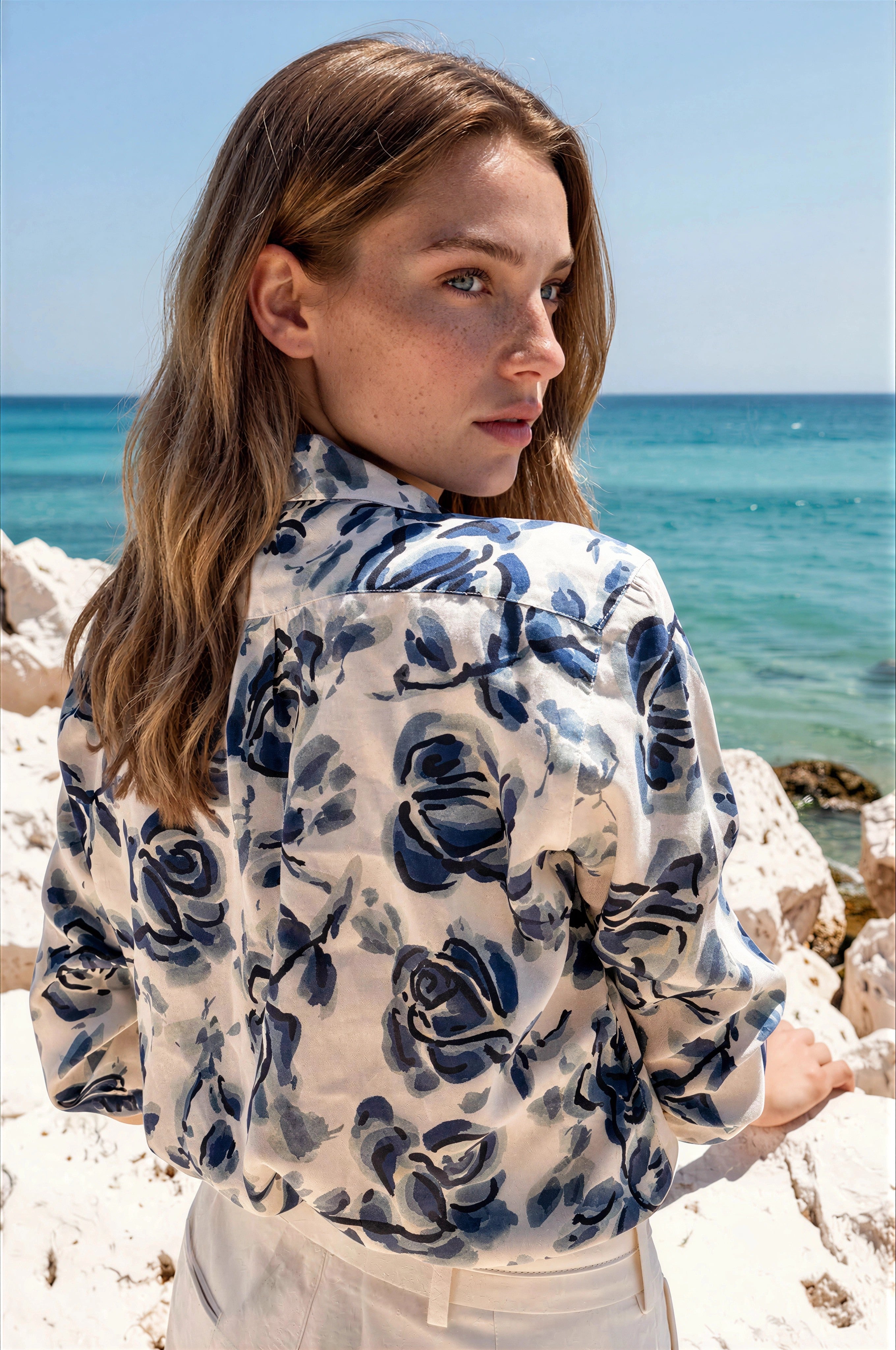 Chemisier Clemence imprimé soyeux - Fleurs bleues-CHEMISIER FEMME-Curling-Paris