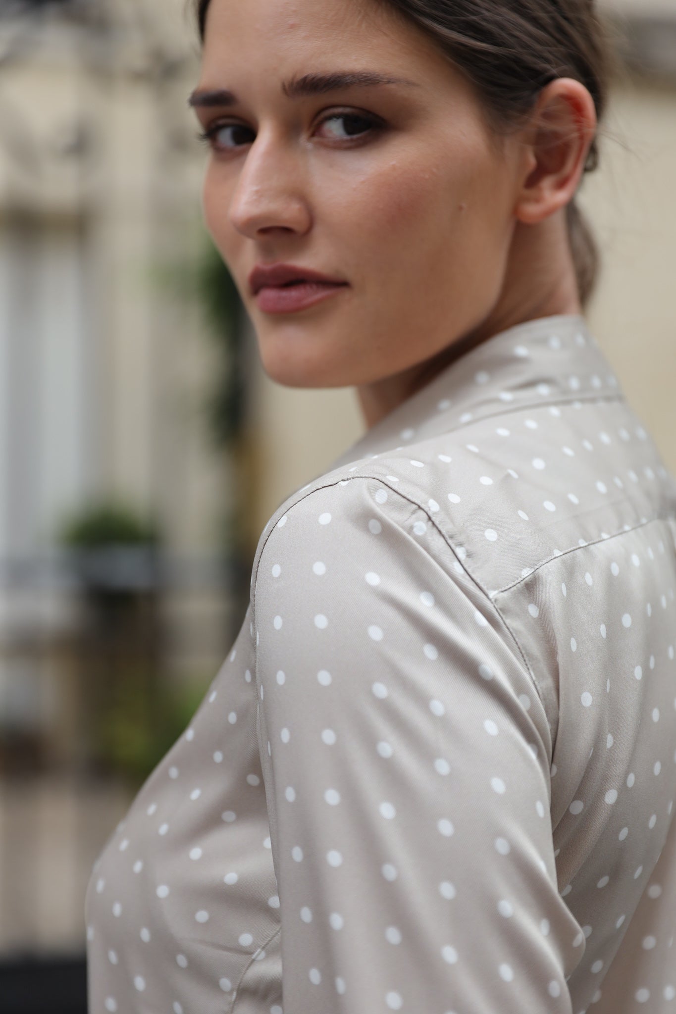 Chemisier Clémence imprimé soyeux - Pois Beige-CHEMISIER FEMME-Curling-Paris