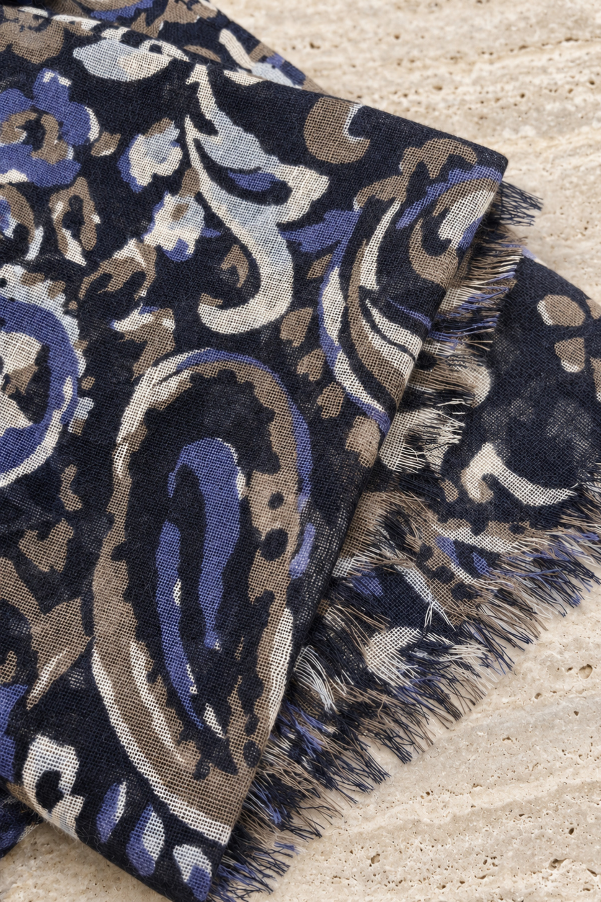 Écharpe Louis en laine à motifs cachemire – Marine et taupe-ETOLE-Curling-Paris