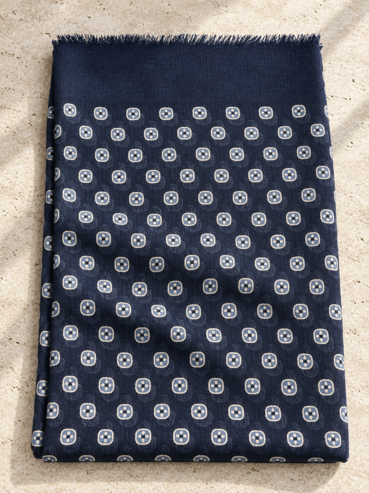 Écharpe Louis en laine à motifs géométriques – Marine-ETOLE-Curling-Paris