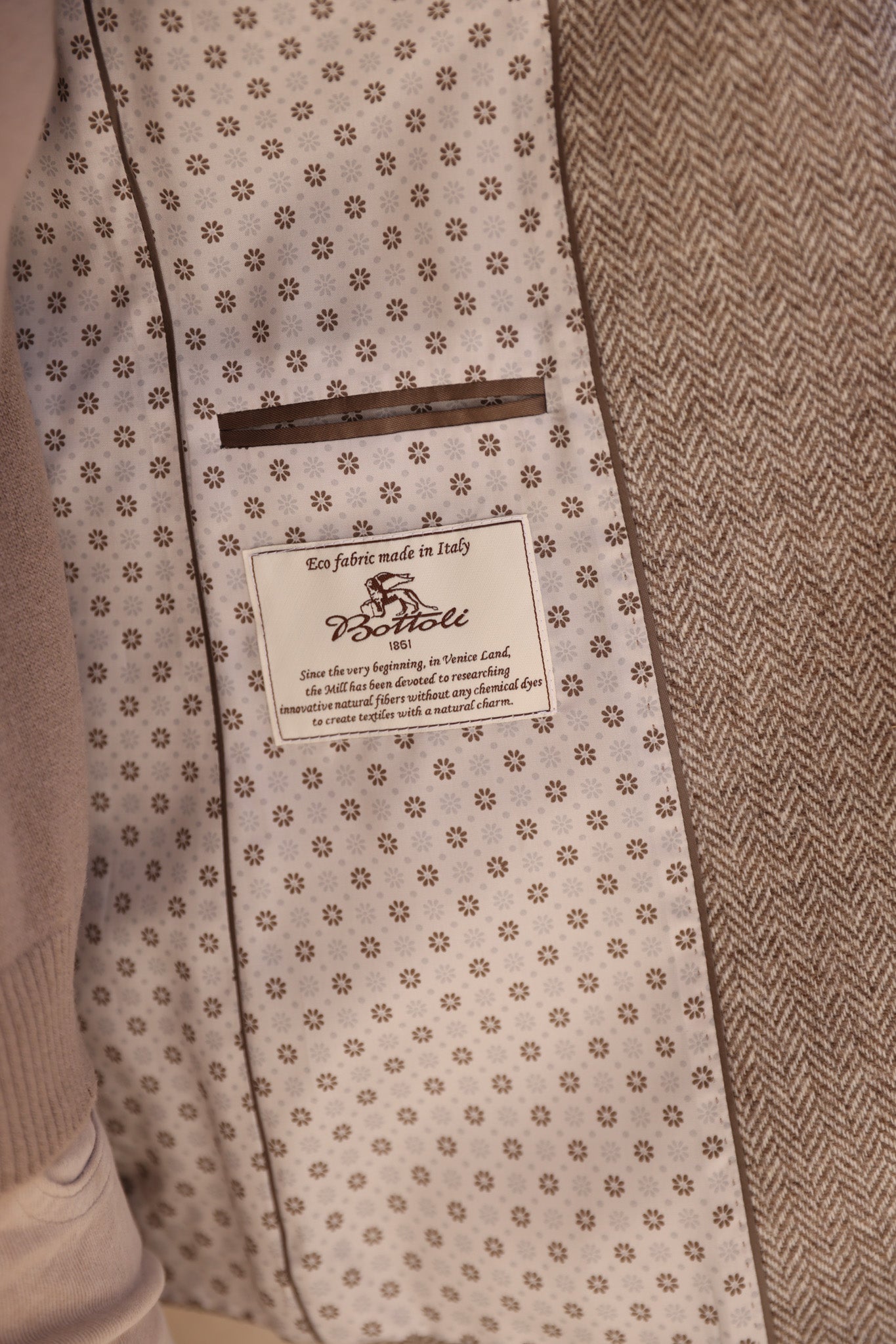 Veste Isabel en laine vierge - Chevron beige
