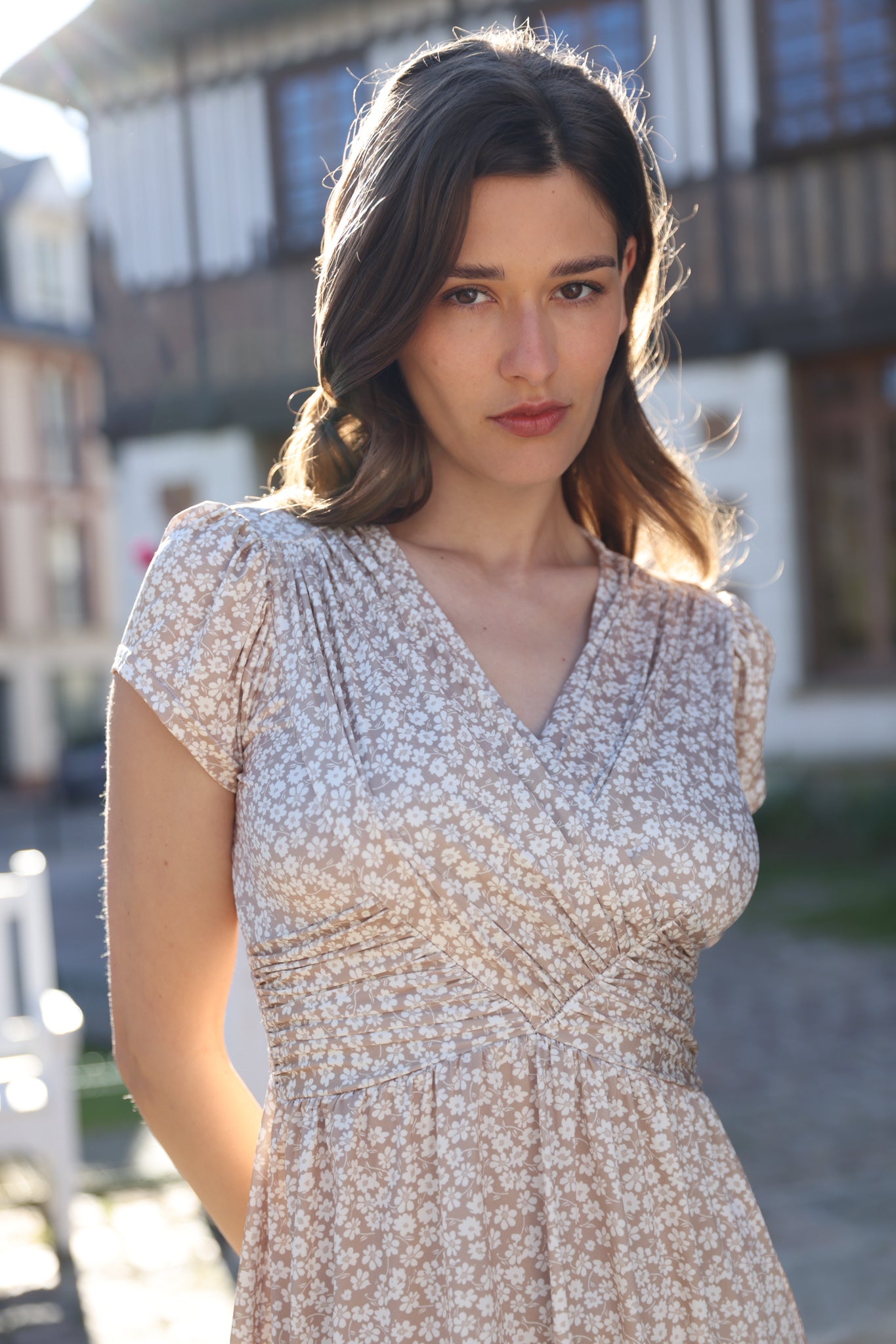 Robe Vogue infroissable - Fleurs Beige