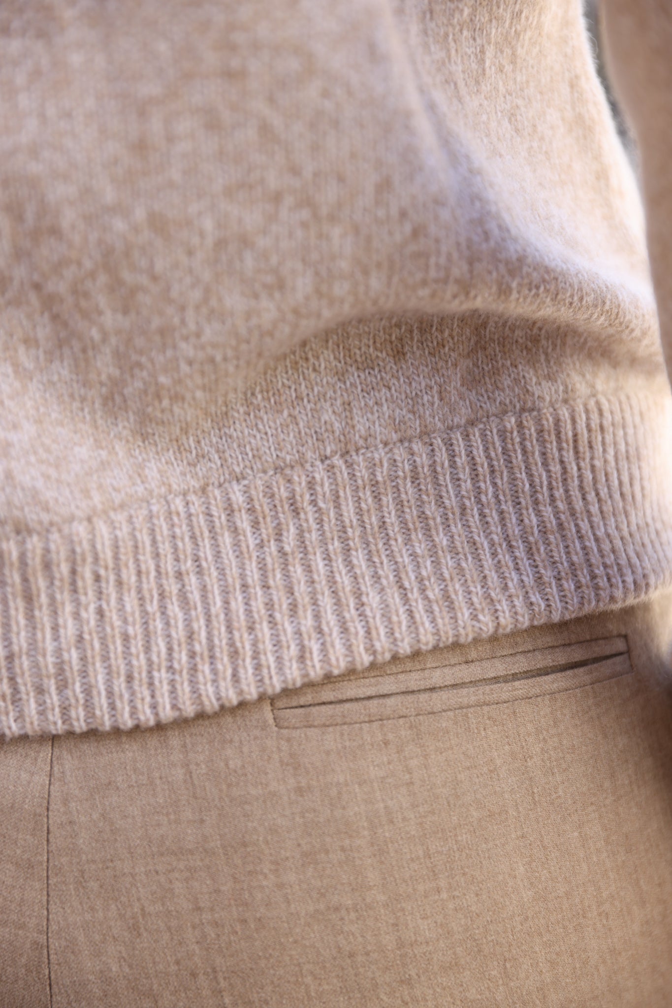 Gilet Charlie à boutons Col Rond en laine et cachemire - Beige-PULL FEMME-Curling-Paris