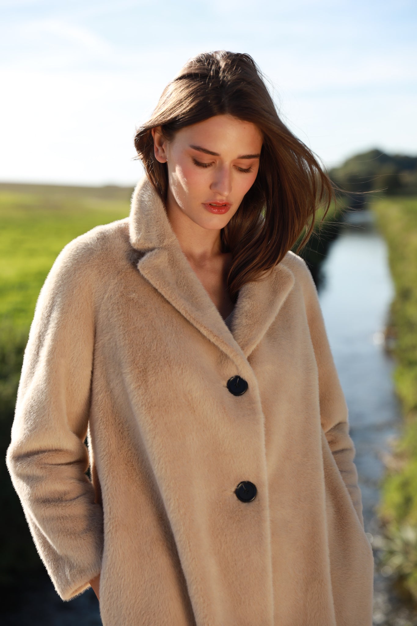 Manteau Lea en éco fourrure - Beige-MANTEAU FEMME-Curling-Paris