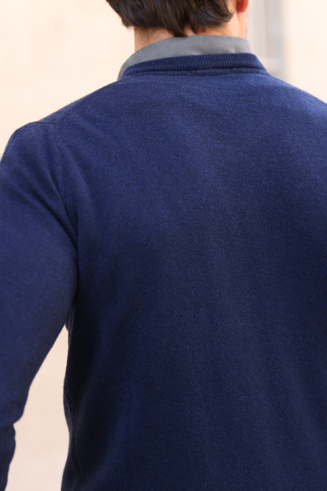 Pull Elijah col V 100% cachemire - Marine-PULL HOMME-Curling-Paris