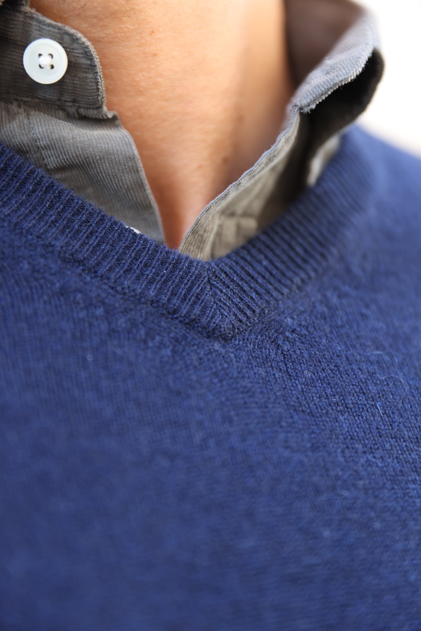 Pull Elijah col V 100% cachemire - Marine-PULL HOMME-Curling-Paris