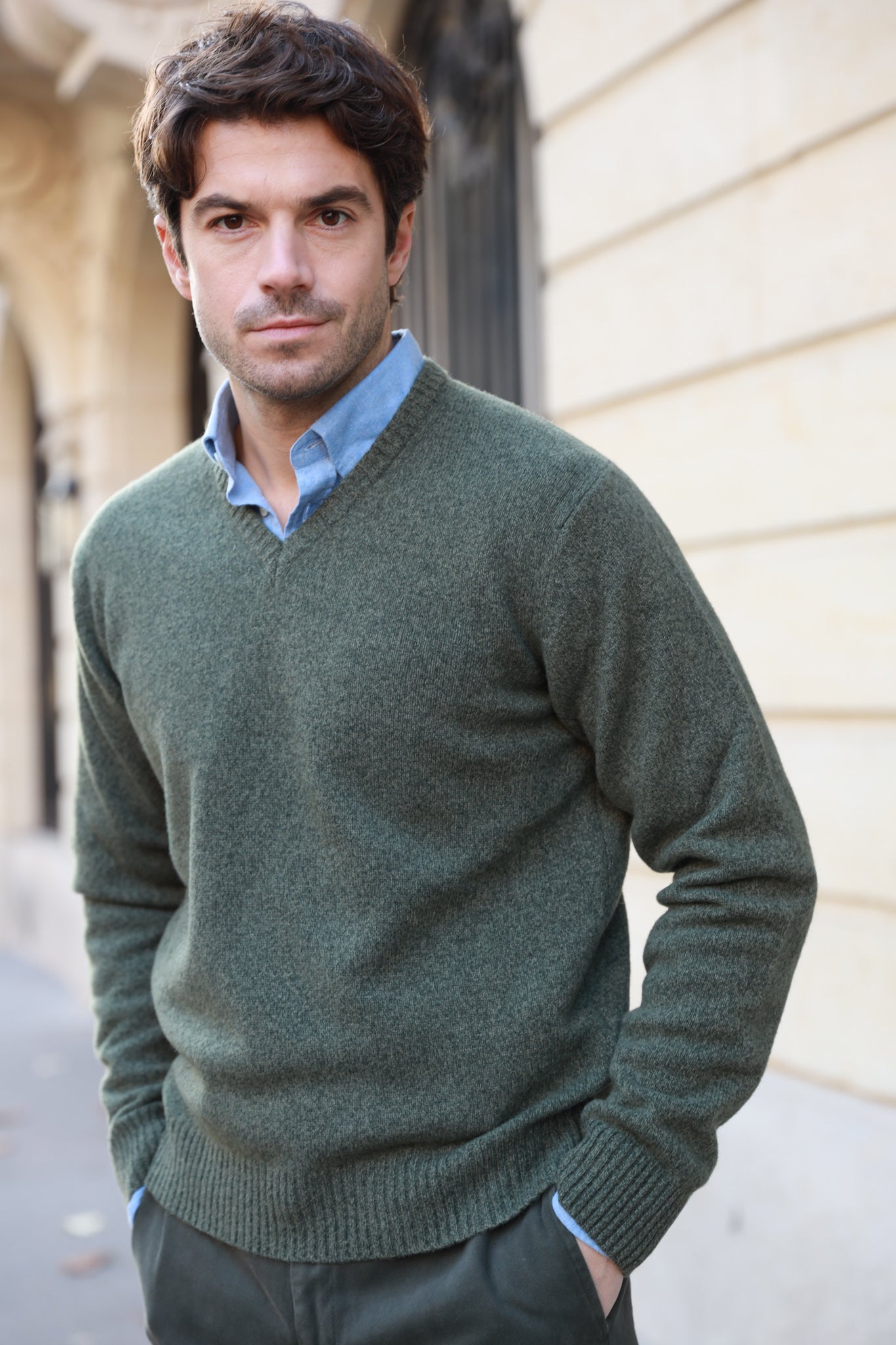 Pull Robin en lambswool col V - Kaki-PULL HOMME-Curling-Paris