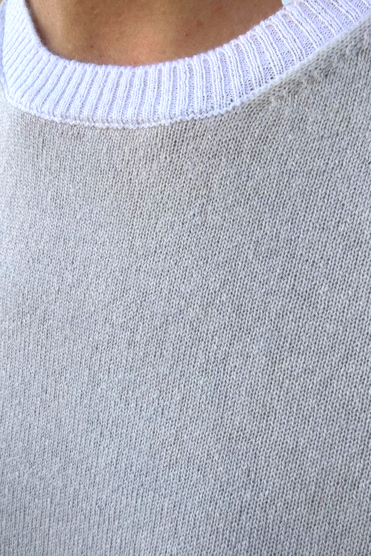T-shirt Eve en laine & cachemire col rond - Pierre / Écru-PULL FEMME-Curling-Paris