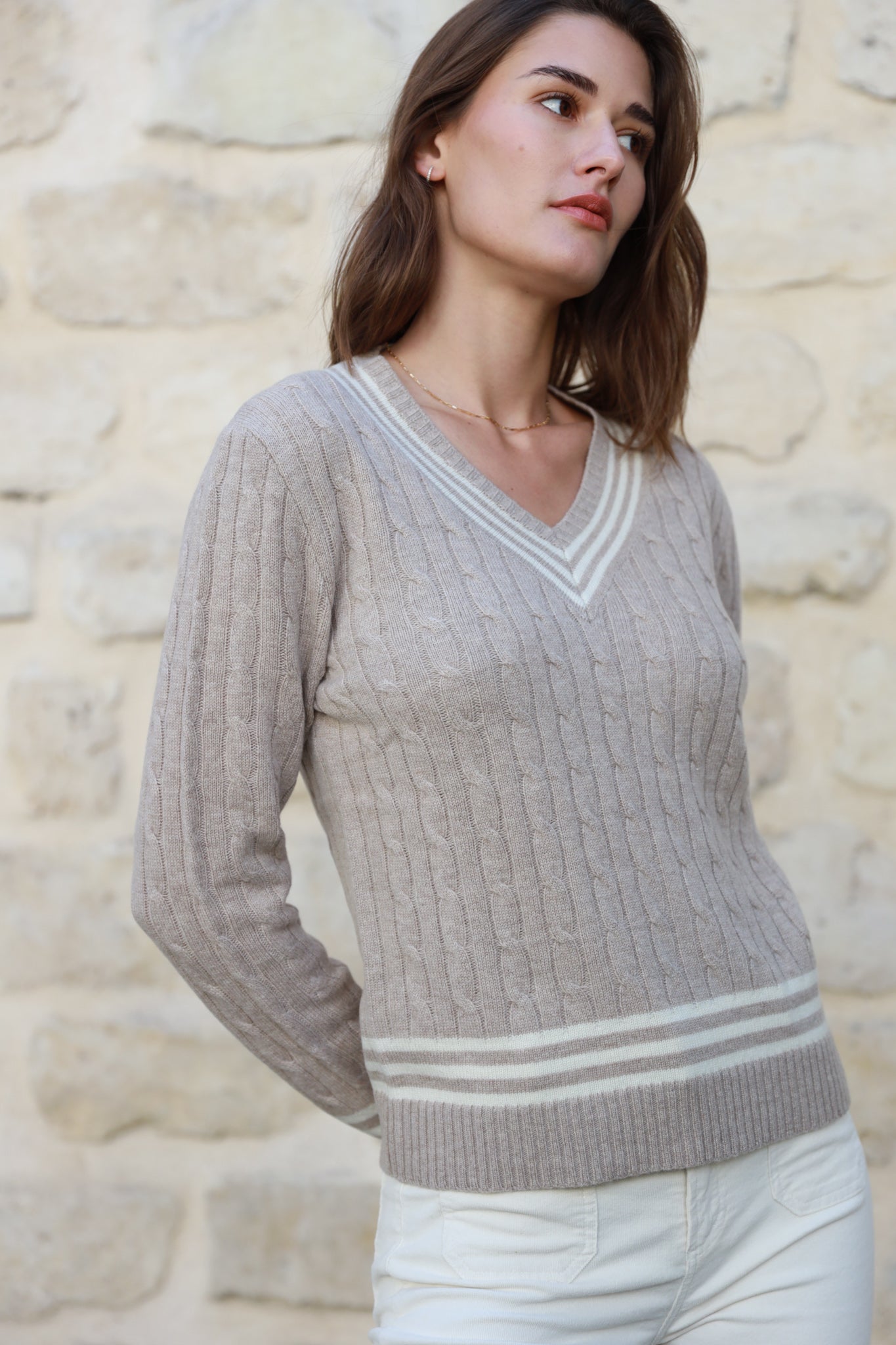 Pull maeva Col V en laine et cachemire - Beige-PULL FEMME-Curling-Paris